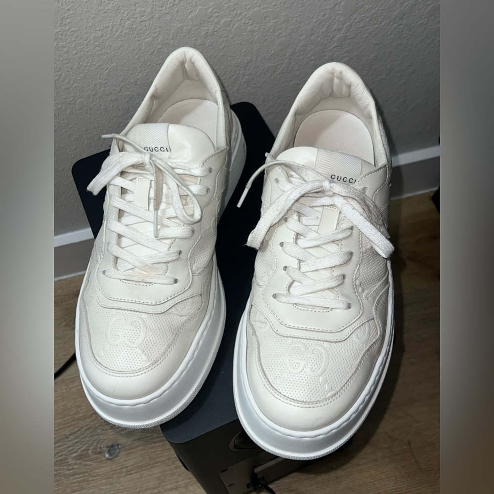 GUCCI WOMEN'S GG CHUNKY EMBOSSED SNEAKER WHITE EU 40